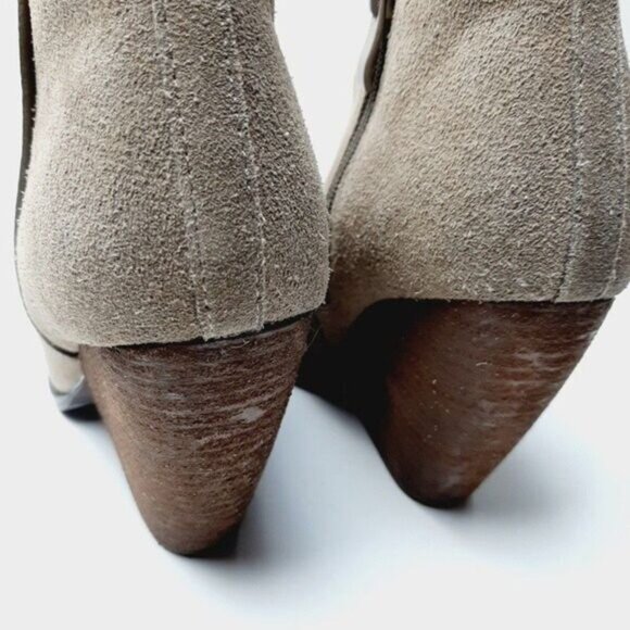 VERY VOLATILE Los Angeles Suede Bootie Block Heel Beige Sz 6 - Picture 9 of 16